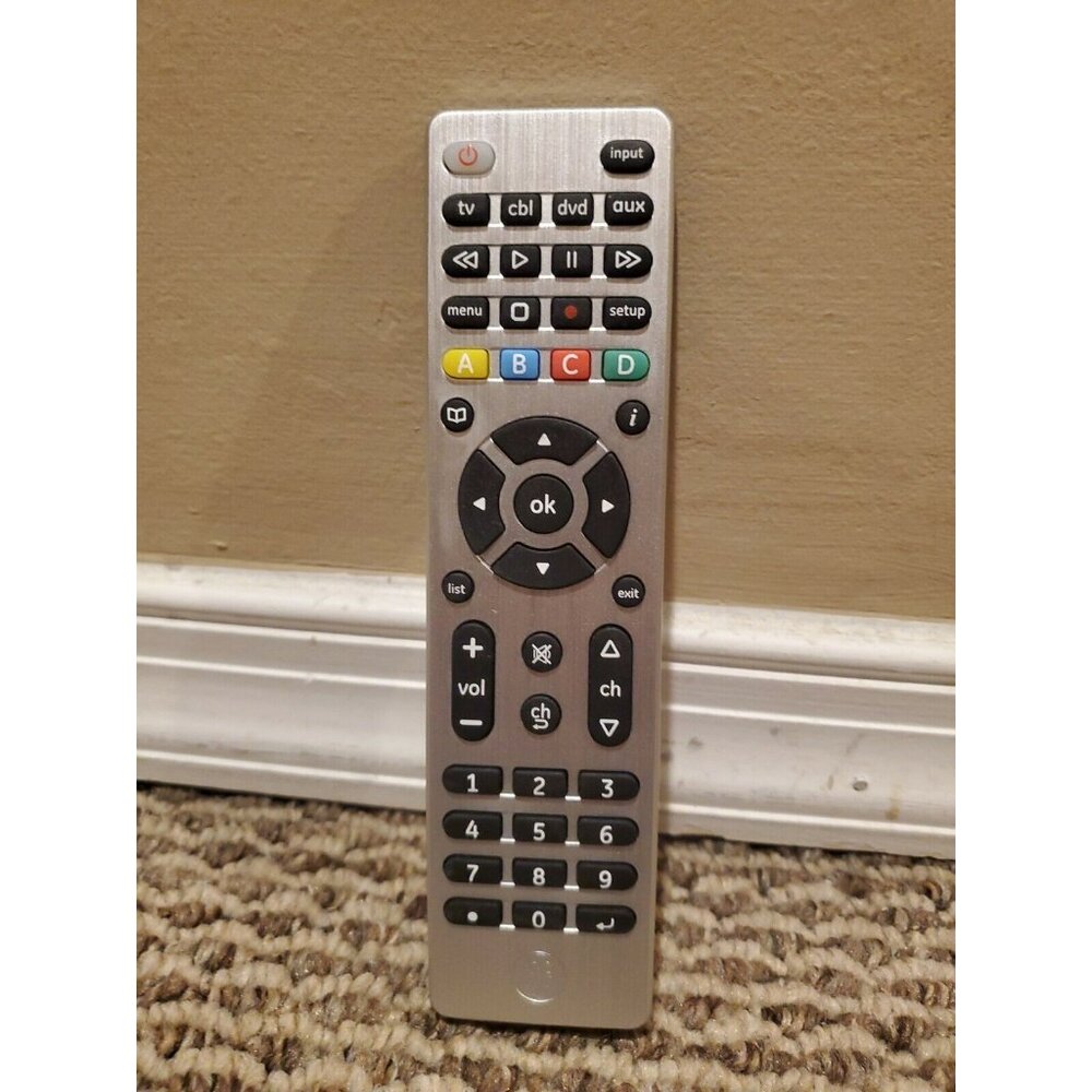 GE Universal Remote Control Model 11695 w/Instructions